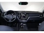Volvo XC60 T6 Recharge AWD Inscription Expression - Panorama/schuifdak - IntelliSafe Assist - Harman/Kardon audio - Adaptieve LED koplampen - Parkeercamera achter - Verwarmde voorstoelen & stuur - Parkeersensoren voor & achter - Draadloze tel. lader - Extra getint glas - Inklapbare trekhaak - 18' LMV