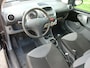 Peugeot 107 1.0 12V 68PK 3D Mooi en Goed Nwe APK
