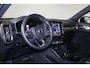Volvo EX40 Extended Range Ultra 82 kWh - Panorama/schuifdak - IntelliSafe Assist & Surround - Harman/Kardon audio - Parkeercamera achter - Verwarmde voorstoelen & stuur - Parkeersensoren voor & achter - Draadloze tel. lader  - Warmtepomp - Extra getint glas - 20' LMV