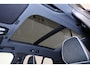 Volvo EX40 Extended Range Ultra 82 kWh - Panorama/schuifdak - IntelliSafe Assist & Surround - Harman/Kardon audio - Parkeercamera achter - Verwarmde voorstoelen & stuur - Parkeersensoren voor & achter - Draadloze tel. lader  - Warmtepomp - Extra getint glas - 20' LMV
