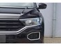 Volkswagen T-Roc 1.5 TSI 150pk DSG Sport Business R | Trekhaak | Elektrische Achterklep | Navigatie