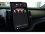 Volvo EX30 P5 Long Range Plus Black Edition Europa 69 kWh | Harman Kardon Premium Audio | 360º Visual Park Camera | Elektrisch Verstelbare Voorstoelen | Stoel/Stuurverwarming |