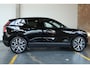Volvo EX30 P5 Long Range Plus Black Edition Europa 69 kWh | Harman Kardon Premium Audio | 360º Visual Park Camera | Elektrisch Verstelbare Voorstoelen | Stoel/Stuurverwarming |