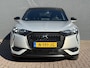 DS 3 Crossback Rivoli E-Tense 50 kWh | Dealer onderhouden | All Season Banden | 1e Eigenaar | Cruise Control | Navigatie | Lederen Bekleding | Apple Carplay | Climate Control | Parkeercamera | Parkeersensoren Voor & Achter | Dode Hoek Detectie