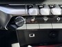 Peugeot 3008 130 Pk Benzine Zeer Luxe * Navigatie * Zwart Lederen Interieur met Elektrisch verst. stoelen met massage functie * Trekhaak * Dab+ Radio * Climate & Cruise Control * Vingerhoets; Vierde Generatie Eersteklas Service. Al meer dan 100 jaar een begrip in de Brabantse Kempen