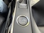 Peugeot 3008 130 Pk Benzine Zeer Luxe * Navigatie * Zwart Lederen Interieur met Elektrisch verst. stoelen met massage functie * Trekhaak * Dab+ Radio * Climate & Cruise Control * Vingerhoets; Vierde Generatie Eersteklas Service. Al meer dan 100 jaar een begrip in de Brabantse Kempen