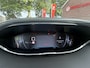 Peugeot 3008 130 Pk Benzine Zeer Luxe * Navigatie * Zwart Lederen Interieur met Elektrisch verst. stoelen met massage functie * Trekhaak * Dab+ Radio * Climate & Cruise Control * Vingerhoets; Vierde Generatie Eersteklas Service. Al meer dan 100 jaar een begrip in de Brabantse Kempen