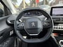 Peugeot 3008 130 Pk Benzine Zeer Luxe * Navigatie * Zwart Lederen Interieur met Elektrisch verst. stoelen met massage functie * Trekhaak * Dab+ Radio * Climate & Cruise Control * Vingerhoets; Vierde Generatie Eersteklas Service. Al meer dan 100 jaar een begrip in de Brabantse Kempen