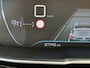 Peugeot 3008 130 Pk Benzine Zeer Luxe * Navigatie * Zwart Lederen Interieur met Elektrisch verst. stoelen met massage functie * Trekhaak * Dab+ Radio * Climate & Cruise Control * Vingerhoets; Vierde Generatie Eersteklas Service. Al meer dan 100 jaar een begrip in de Brabantse Kempen