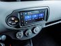 Toyota Yaris 1.0 VVT-i Connect | Achteruitrijcamera | Airco | Metallic Lak | Lichtmetalen Velgen | Radio |