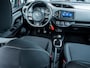 Toyota Yaris 1.0 VVT-i Connect | Achteruitrijcamera | Airco | Metallic Lak | Lichtmetalen Velgen | Radio |
