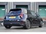 MINI Cooper 3-Deurs E 184pk Favoured L 40.7 kWh | Harman / Kardon | Panoramadak | Head-up Display | Apple CarPlay