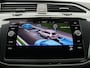 Volkswagen Tiguan 1.4 TSI eHybrid Elegance 245PK DSG Trekhaak, Parkeersensoren voor en achter, 18" LM Velgen, Side Assist, Stoel-Stuurverwarming, Elektr. Achterklep