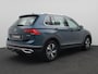 Volkswagen Tiguan 1.4 TSI eHybrid Elegance 245PK DSG Trekhaak, Parkeersensoren voor en achter, 18" LM Velgen, Side Assist, Stoel-Stuurverwarming, Elektr. Achterklep