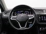 Volkswagen Tiguan 1.4 TSI eHybrid Elegance 245PK DSG Trekhaak, Parkeersensoren voor en achter, 18" LM Velgen, Side Assist, Stoel-Stuurverwarming, Elektr. Achterklep
