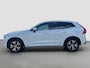 Volvo XC60 2.0 B5 Momentum Pro | Wegklapbare trekhaak | Camera | Stoelverwarming | Stuurverwarming | Adaptive cruise controle | Leder | Carplay | Full LED | Elektrische achterklep