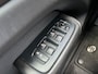 Volvo XC60 2.0 B5 Momentum Pro | Wegklapbare trekhaak | Camera | Stoelverwarming | Stuurverwarming | Adaptive cruise controle | Leder | Carplay | Full LED | Elektrische achterklep
