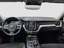 Volvo XC60 2.0 B5 Momentum Pro | Wegklapbare trekhaak | Camera | Stoelverwarming | Stuurverwarming | Adaptive cruise controle | Leder | Carplay | Full LED | Elektrische achterklep