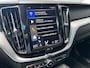 Volvo XC60 2.0 B5 Momentum Pro | Wegklapbare trekhaak | Camera | Stoelverwarming | Stuurverwarming | Adaptive cruise controle | Leder | Carplay | Full LED | Elektrische achterklep