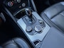 Alfa Romeo Stelvio 2.0 T 200pk AWD Super | 19'' velgen | Navigatie | Active suspension | Carplay | Elektrische stoelen | Adaptive crusie controle | Camera | Elektrische achterklep | Stoelgeheugen | Dodehoek detectie