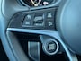 Alfa Romeo Stelvio 2.0 T 200pk AWD Super | 19'' velgen | Navigatie | Active suspension | Carplay | Elektrische stoelen | Adaptive crusie controle | Camera | Elektrische achterklep | Stoelgeheugen | Dodehoek detectie