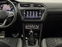 Volkswagen Tiguan 1.4 TSI eHybrid R-Line Business+ Plug-in Panoramadak, Camera, Virtual desk, Stoelverwarming, Keyless start, Head-up display, Elektrische achterklep