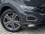 Volkswagen T-Roc 1.5 TSI Sport Business R | R-Line | Trekhaak | Virtual Cockpit | Navigatie | Apple Carplay | Android Auto | Adaptieve Cruise Control | Climate Control |