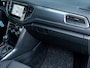 Volkswagen T-Roc 1.5 TSI Sport Business R | R-Line | Trekhaak | Virtual Cockpit | Navigatie | Apple Carplay | Android Auto | Adaptieve Cruise Control | Climate Control |
