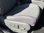 Hyundai Ioniq 5 Connect+ Limited 84 kWh / Fabrieksgarantie tot 06-2030 / SOH 99,1% / Warmtepomp CCS Snel laden / 1.600 kg Trekgewicht / Stoel en stuurverwarming / All Season Banden / Elektrische voorstoelen / Navigatie / Apple Carplay & Android Auto / Achteruitrijcamera / Rondom sensoren /