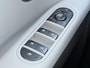 Hyundai Ioniq 5 Connect+ Limited 84 kWh / Fabrieksgarantie tot 06-2030 / SOH 99,1% / Warmtepomp CCS Snel laden / 1.600 kg Trekgewicht / Stoel en stuurverwarming / All Season Banden / Elektrische voorstoelen / Navigatie / Apple Carplay & Android Auto / Achteruitrijcamera / Rondom sensoren /