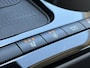 Hyundai Ioniq 5 Connect+ Limited 84 kWh / Fabrieksgarantie tot 06-2030 / SOH 99,1% / Warmtepomp CCS Snel laden / 1.600 kg Trekgewicht / Stoel en stuurverwarming / All Season Banden / Elektrische voorstoelen / Navigatie / Apple Carplay & Android Auto / Achteruitrijcamera / Rondom sensoren /
