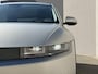 Hyundai Ioniq 5 Connect+ Limited 84 kWh / Fabrieksgarantie tot 06-2030 / SOH 99,1% / Warmtepomp CCS Snel laden / 1.600 kg Trekgewicht / Stoel en stuurverwarming / All Season Banden / Elektrische voorstoelen / Navigatie / Apple Carplay & Android Auto / Achteruitrijcamera / Rondom sensoren /