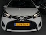 Toyota Yaris 1.0 VVT-i Aspiration/ nap/ 2e EIG/ goed onderhouden/ 1jaar apk/ zeer nette auto/ volle opties.