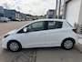 Toyota Yaris 1.0 VVT-i Aspiration/ nap/ 2e EIG/ goed onderhouden/ 1jaar apk/ zeer nette auto/ volle opties.