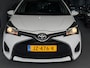Toyota Yaris 1.0 VVT-i Aspiration/ nap/ 2e EIG/ goed onderhouden/ 1jaar apk/ zeer nette auto/ volle opties.