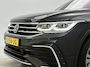 Volkswagen Tiguan 1.5 TSI R-Line Business Panoramadak / trekhaak / Camera