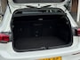Volkswagen Golf 1.0 eTSI Life | Carplay/Android, Camera, Stoel+Stuurverw., LED, ACC | Winter Pakket |