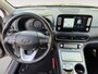 Hyundai Kona Electric EV Premium 64 kWh HEAD UP DISPLAY | LEDEREN BEKLEDING | 455 KM ACTIERADIUS | ACC | DODEN HOEK DETECTIE | 12 MAANDEN BOVAG GARANTIE