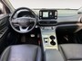 Hyundai Kona Electric EV Premium 64 kWh HEAD UP DISPLAY | LEDEREN BEKLEDING | 455 KM ACTIERADIUS | ACC | DODEN HOEK DETECTIE | 12 MAANDEN BOVAG GARANTIE