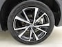 Toyota C-HR / C-HR+ 1.8 Hybrid 140 Dynamic | Stoel + Stuurverwarming | Keyless entry | Blind Spot Monitoring | 18 "LM |
