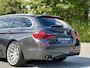 BMW 5-Serie Touring 520i High Executive | Automaat | M-pakket | Nieuwe motor | Sportstoelen leer | Panodak | Elek Trekhaak | Nette staat |