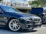 BMW 5-Serie Touring 520i High Executive | Automaat | M-pakket | Nieuwe motor | Sportstoelen leer | Panodak | Elek Trekhaak | Nette staat |