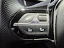 Peugeot e-2008 EV GT Pack 50 kWh 3-Fase | Panoramisch Schuifdak | Navigatie | Camera | Dode Hoek Bewaking |