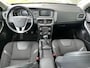 Volvo V40 2.0 T2 Nordic+ | Rijklaar incl garantie | Verwarmbaar voorruit LED koplampen Navigatie