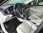 Volvo V40 Cross Country 1.6 T4 Ocean Race Automaat | Rijklaar incl garantie | Panoramadak Trekhaak Xenon Standkachel