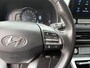 Hyundai Kona Electric EV Premium 64 kWh / 204 PK / Warmtepomp / Apple-Carplay & Android-Auto / Stoelverwarming en -Verkoeling / Stuurverwarming / Adaptieve Cruise-Control / Elektr. Verstelbare-Stoelen / DAB Radio-Bluetooth / Navi / Dodehoek-Detectie / Climate-Control / PDC Camera-Achter / Keyless / 17'' LMV / All-Seasons / ENZ.