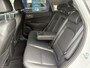 Hyundai Kona Electric EV Premium 64 kWh / 204 PK / Warmtepomp / Apple-Carplay & Android-Auto / Stoelverwarming en -Verkoeling / Stuurverwarming / Adaptieve Cruise-Control / Elektr. Verstelbare-Stoelen / DAB Radio-Bluetooth / Navi / Dodehoek-Detectie / Climate-Control / PDC Camera-Achter / Keyless / 17'' LMV / All-Seasons / ENZ.