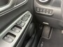 Hyundai Kona Electric EV Premium 64 kWh / 204 PK / Warmtepomp / Apple-Carplay & Android-Auto / Stoelverwarming en -Verkoeling / Stuurverwarming / Adaptieve Cruise-Control / Elektr. Verstelbare-Stoelen / DAB Radio-Bluetooth / Navi / Dodehoek-Detectie / Climate-Control / PDC Camera-Achter / Keyless / 17'' LMV / All-Seasons / ENZ.