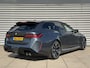 BMW M5 5-serie Touring | X-drive | 727PK | Carbon Keramische Remmen | Ultimate Package | Panoramadak I Individual Thunder Grey | Leder Merino | Bower & Wilkens Surround Sound System | Trekhaak