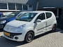 Nissan Pixo 1.0 Acenta Deze auto heeft rondom schade, maar de motor en versnellingsbak zijn in goede staat.